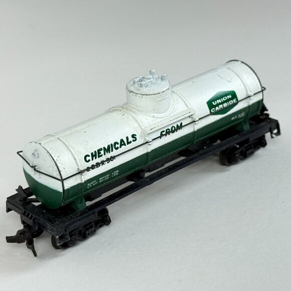 HO Scale Vintage Model Train Cars 2 Tanker & Freight Model Train Collector - Picture 8 of 10